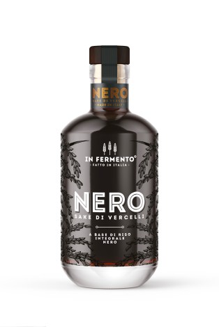 NERO_MockupBianco_BottigliaHQ